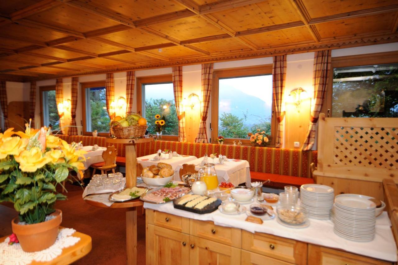 Pension Laurin Scena Exterior foto